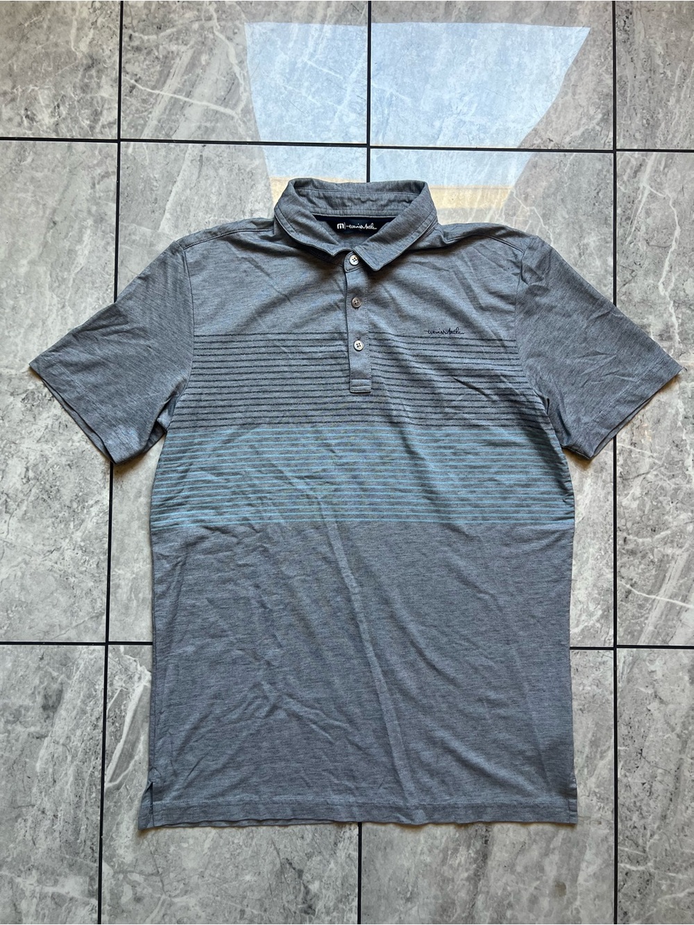 Travis Mathew "Quiet Nights" Striped Golf Mens Gray Polo Shirt Logo Stretch M